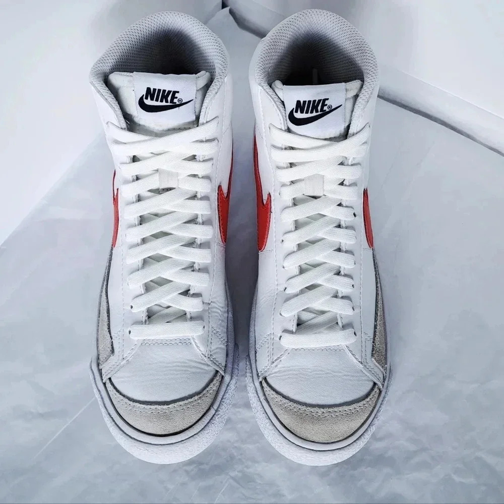 Nike Blazer GS Mid '77 White/Coconut Milk/White/Picante Red 4.5Y (23.5cm) - Picture 3 of 8